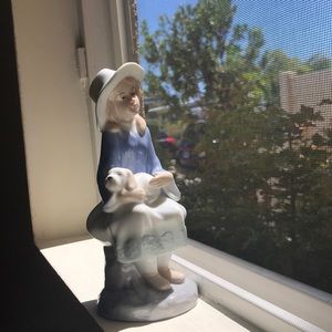 little girl glass antique (home decoration)